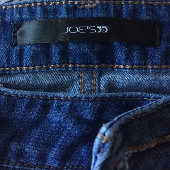 Joe’s Jeans Frida Distressed Jeans - Picture 7 of 7